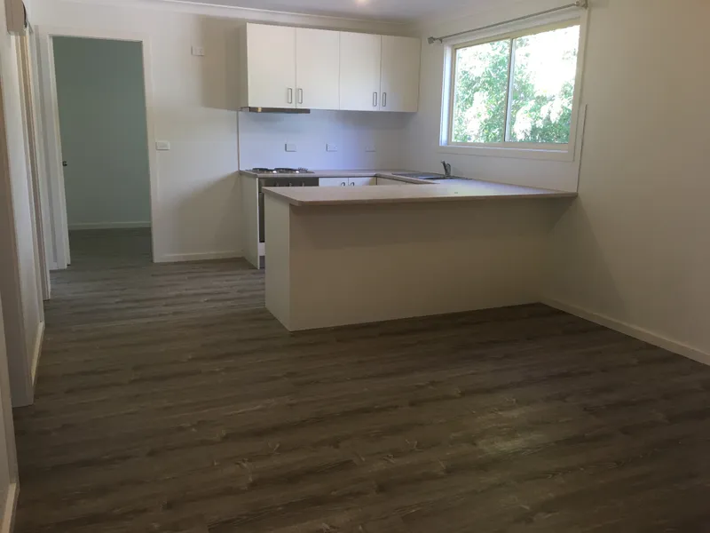 Walk To Transport & Shops