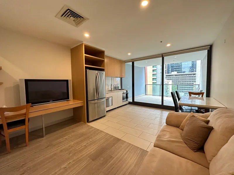 Furnished Two-Bedroom Apartment within walking distance to Flinders Station