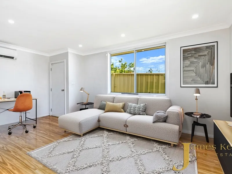 Near New 1 Bedroom Granny Flat in Quiet Cul-De-Sac!! Available Now!!