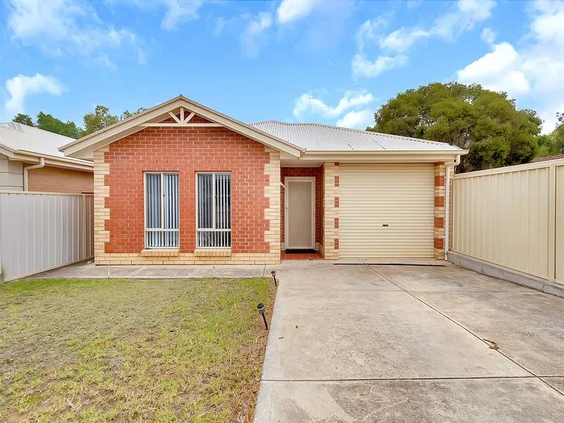Superbly Located Spacious Villa Home