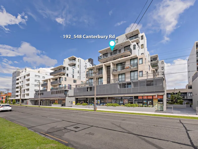 Size, Views and Convenience, Level 6, 104sqm