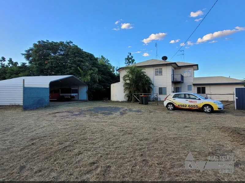 Fully Furnished 8 bedroom, 5 bathroom property
