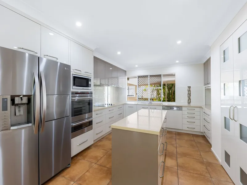 Four Bedroom Home With Pool!