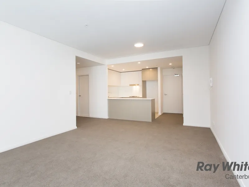 1 Bedroom Apartment On Top Floor