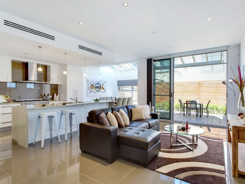 Contemporary Living in North Adelaide!