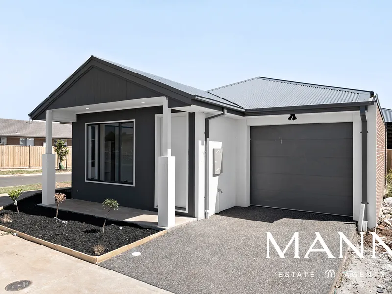 3-Bedrooms Luxurious living in Bridgefield Estate