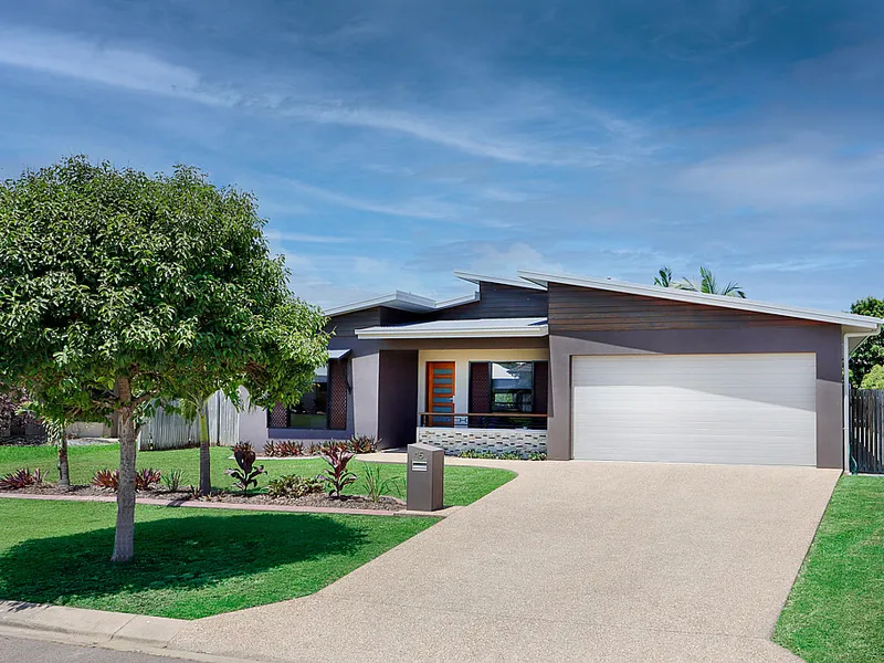 BEAUTIFUL 4 BEDROOM HOME IN KALYNDA CHASE