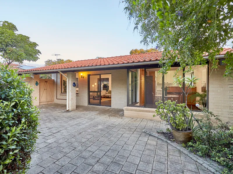 Single Story Family Home in Peppermint Grove