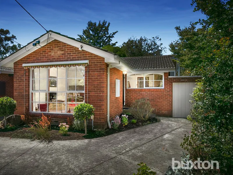 LOVELY TWO BEDROOM HOME IN GREAT LOCATION