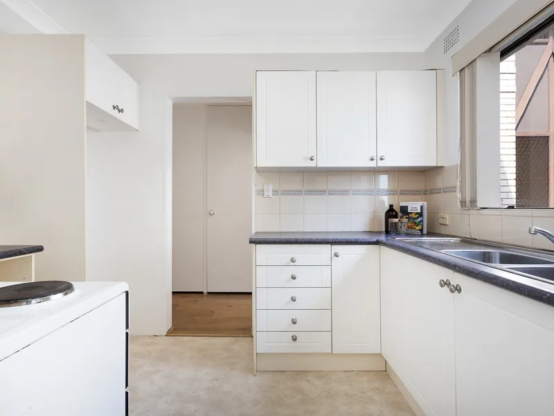 Solid Full Brick Corner Unit