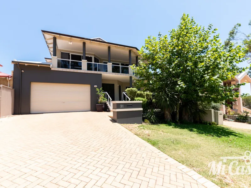 GREAT FAMILY HOME HIGH ON THE HILL IN ATTADALE