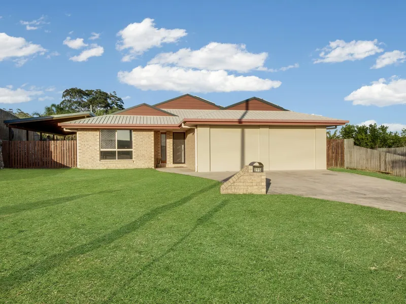 LARGE 4 BEDROOM HOME IN SEAVIEW HEIGHTS