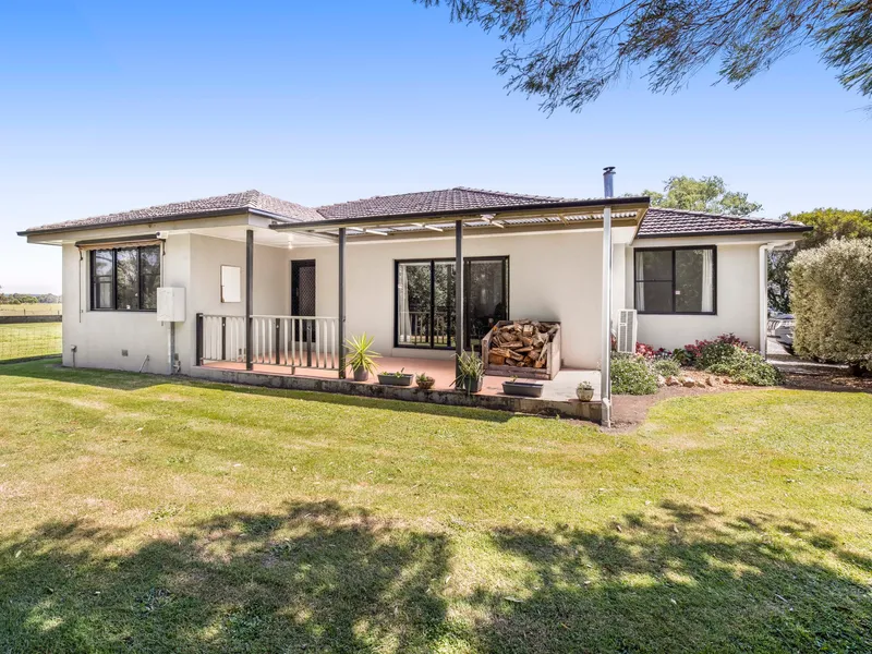 Leave The Neighbours Behind - Blissful Country Living