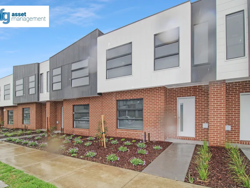 Brand New 3 Bedroom Townhouse Be The First Tenants!