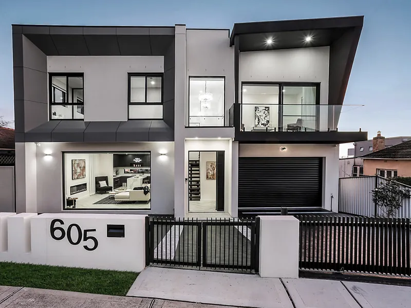 Brand new family home of modern luxury and style