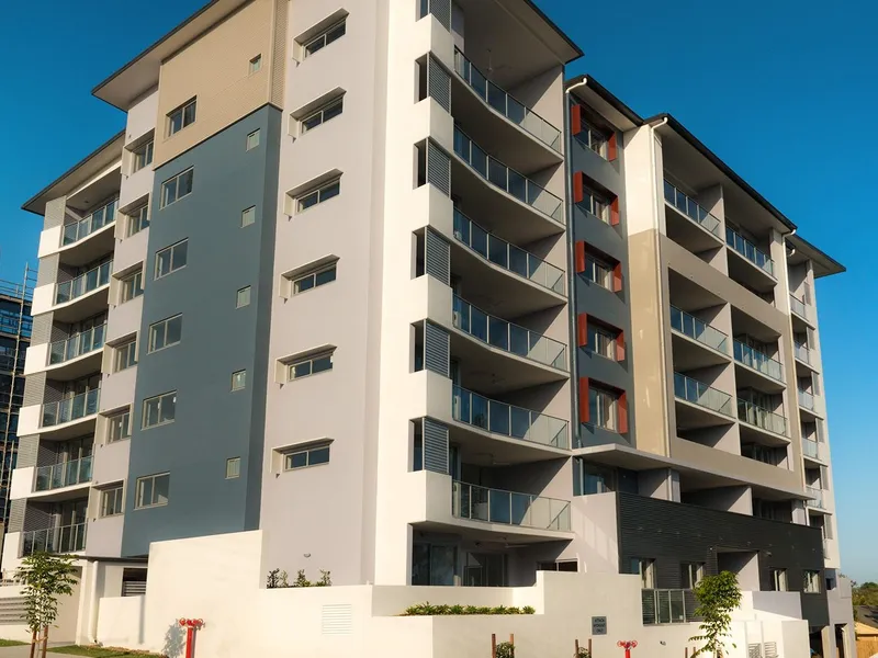 3-bed apartment in Chermside high-rise