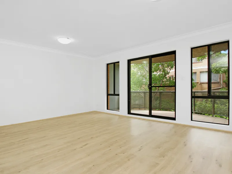 First floor, spacious and ultra convenient