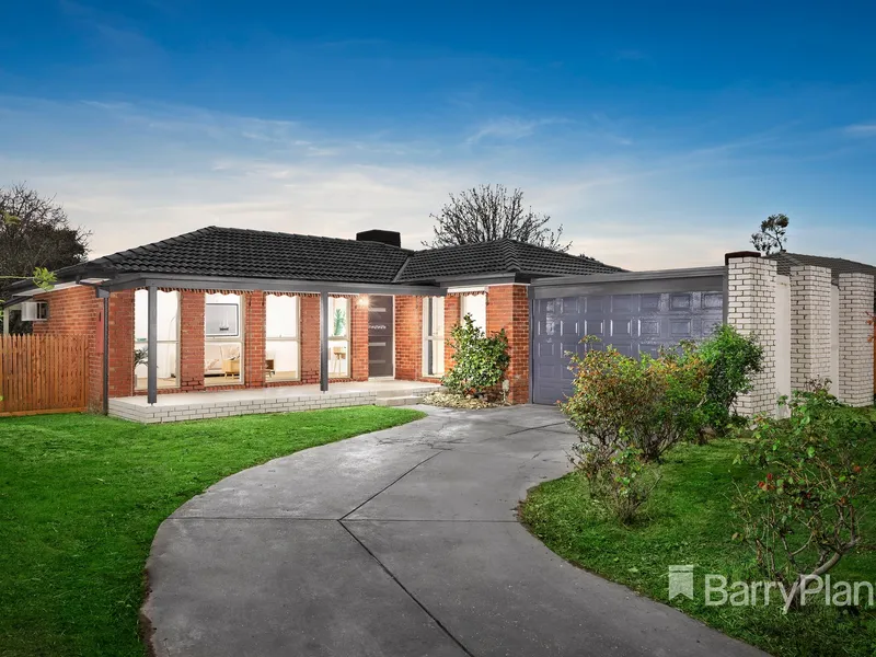 Meticulous Home in Magnificent Lifestyle Location!