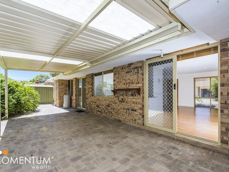 BRAND NEW KITCHEN AND LANDSCAPING TO FRONT!!!