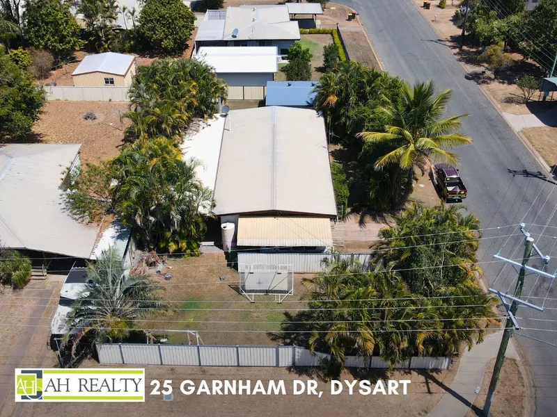GOOD INVESTMENT - RENOVATED, MODERN HOME WITH LARGE ENTERTAINMENT AREA & DOUBLE BAY SHED!