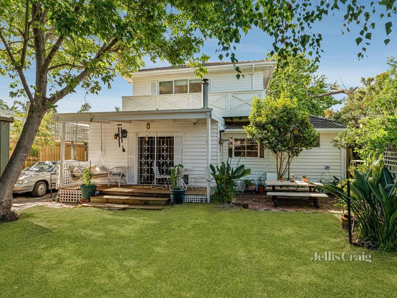 Golden Opportunity: Charm, Space & Potential.