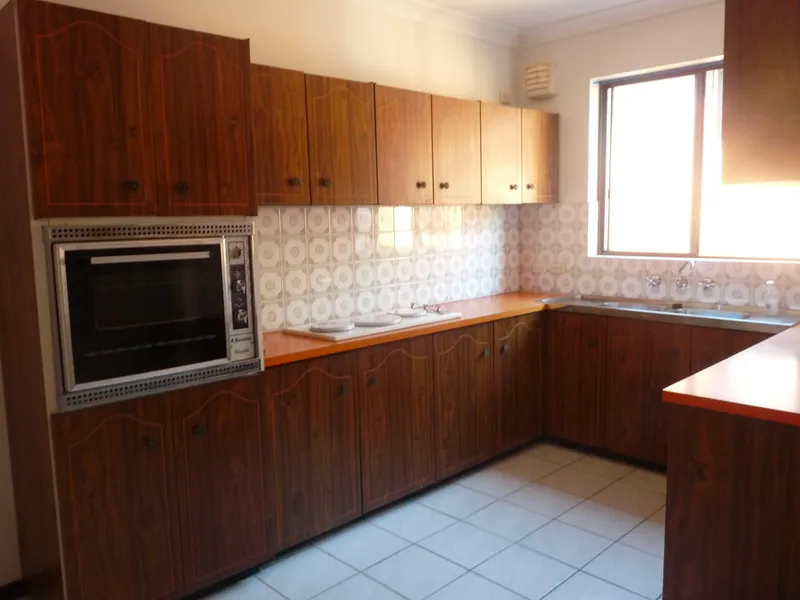 SUNNY 2 BEDROOM UNIT