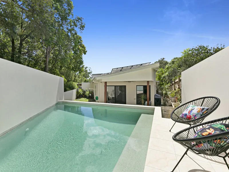 Sensational family home with a stunning pool in a fantastic location that needs to be sold ASAP!