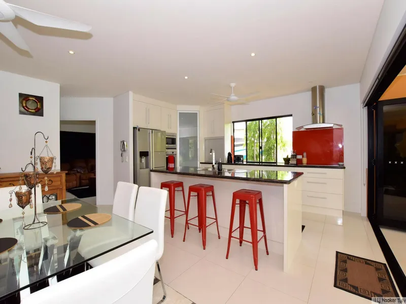 STUNNING WATERFRONT HOME WITH PRIVATE PONTOON