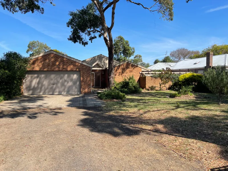 Old Ocean Grove with Pool in A Court Location