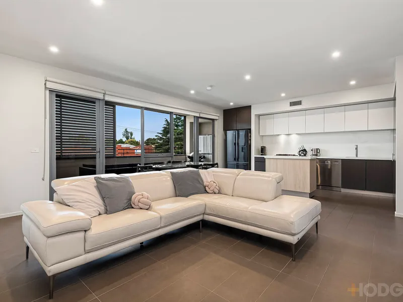 Spacious Parkside Living!