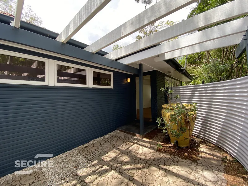 Charming 2 Bedroom house.