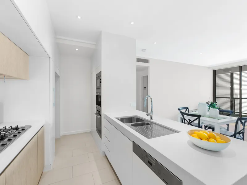 Luxury Living At Watermarque