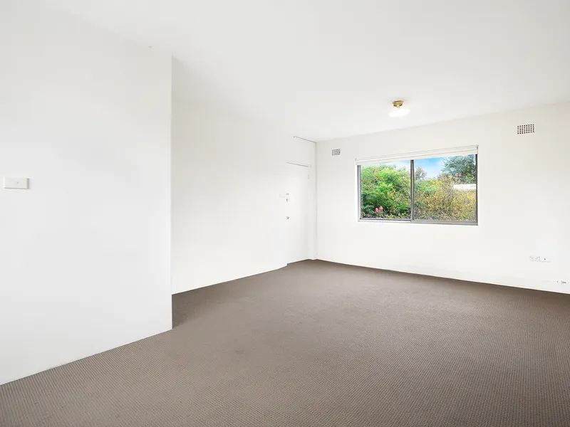 1 Weeks Free Rent To Approved Applicant !
