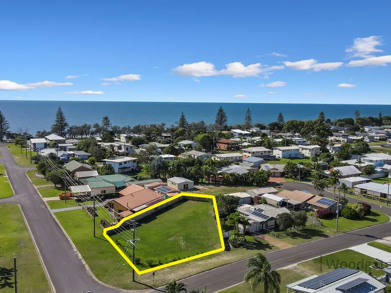 A RARE FIND AND SO CLOSE TO THE BEACH