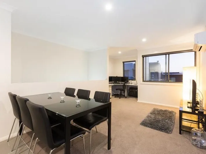 One bedroom Apartment & Study nuke