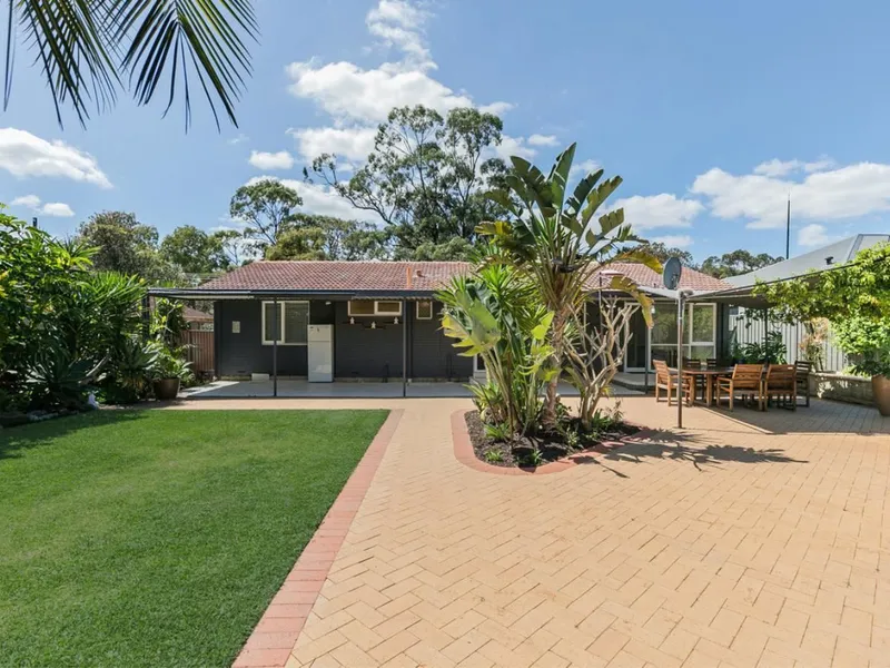 Charming, Modern and Beautifully renovated home!