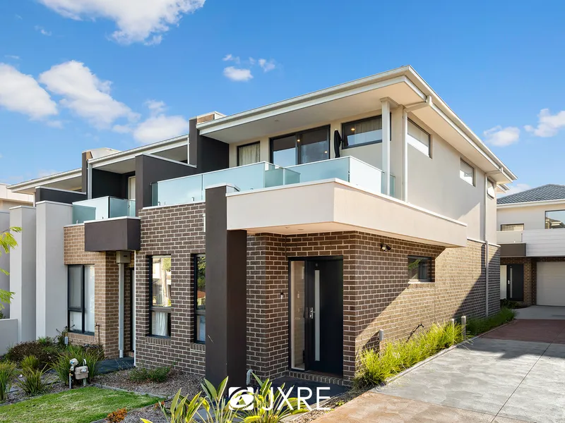 SUPREMELY CONVENIENT LIFESTYLE LIVING