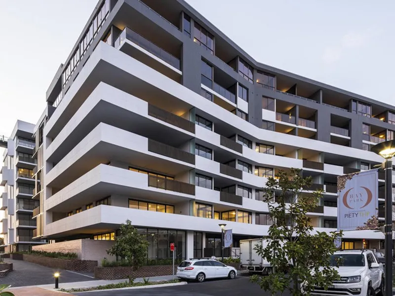 2 bedroom 2 bathroom 1 parking Apartment, Wentworth Point 