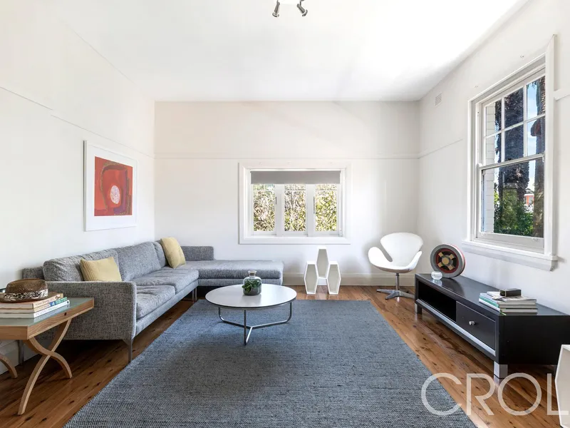 Chic And Stylish Apartment In Fabulous Location