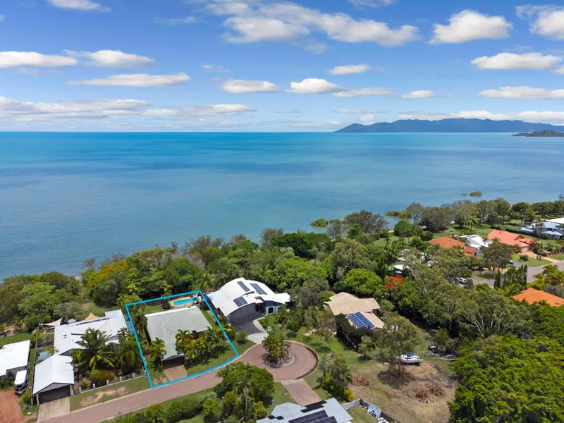 A wonderful opportunity in the popular beachside location of Bushland Beach