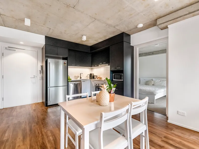 Contemporary apartment priced to sell!