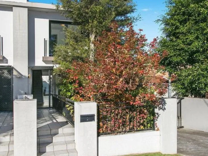 Stylish Two bedroom Townhouse 