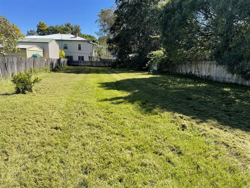 Rare vacant block in the heart of town