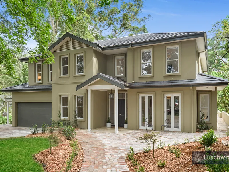 MASTERBUILT GRAND NEW RESIDENCE PRESTIGIOUS PYMBLE AVENUE LOCATION WALK PLC AND THE STATION