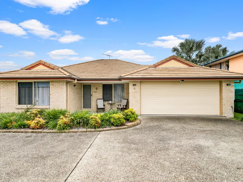 SPACIOUS VILLA - LOW MAINTENANCE