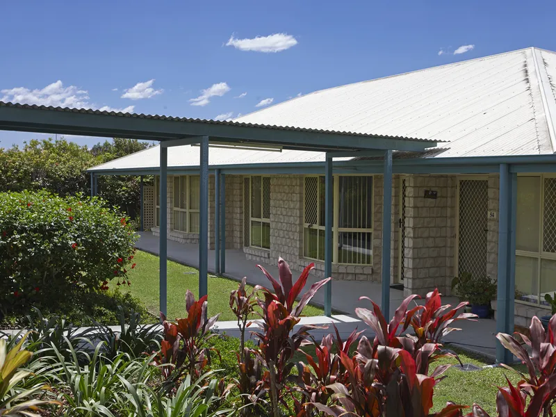 Unique 3 Bed Unit in Secure Seniors Community