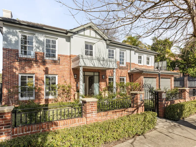 Masterfully Designed Family Home with Spectacular Harbour Bridge Outlooks