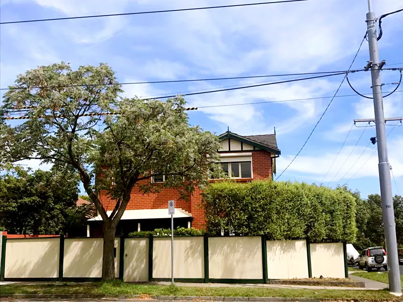 Stunning Home in Position Perfect Location!