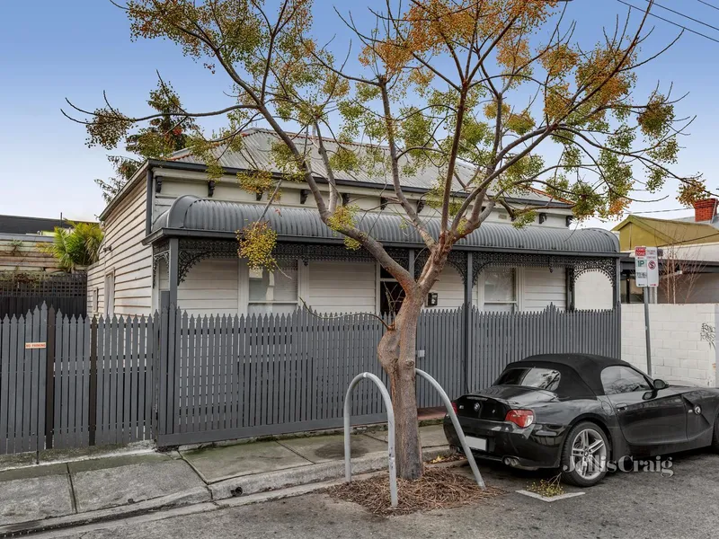 Unspoiled gem on Richmond Hill