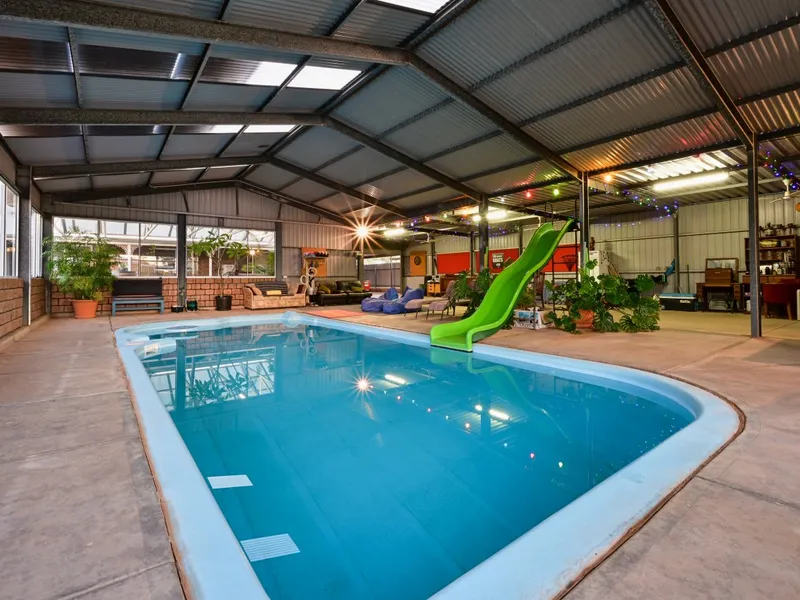 Huge 5bd/3bth family home in a fantastic part of town